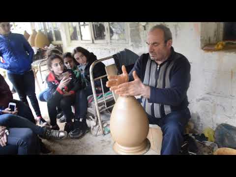 შროშული კერამიკის დამუშვების პროცესი - The process of making pottery in the lily.